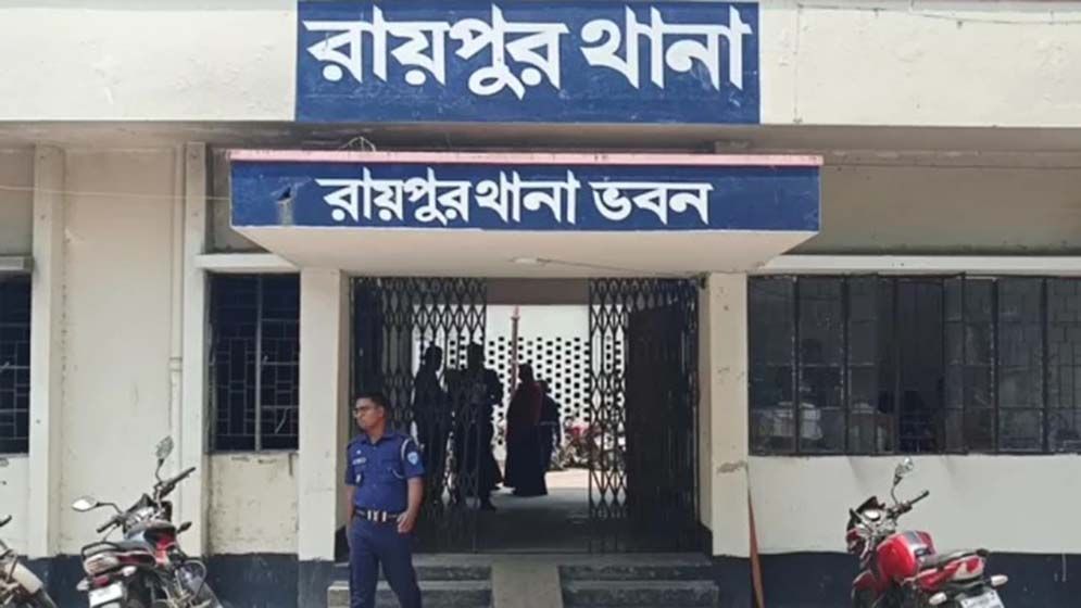 পরকীয়ার জেরে ক্ষোভে স্ত্রীসহ নিজের শরীরে ব্যবসায়ীর আগুন