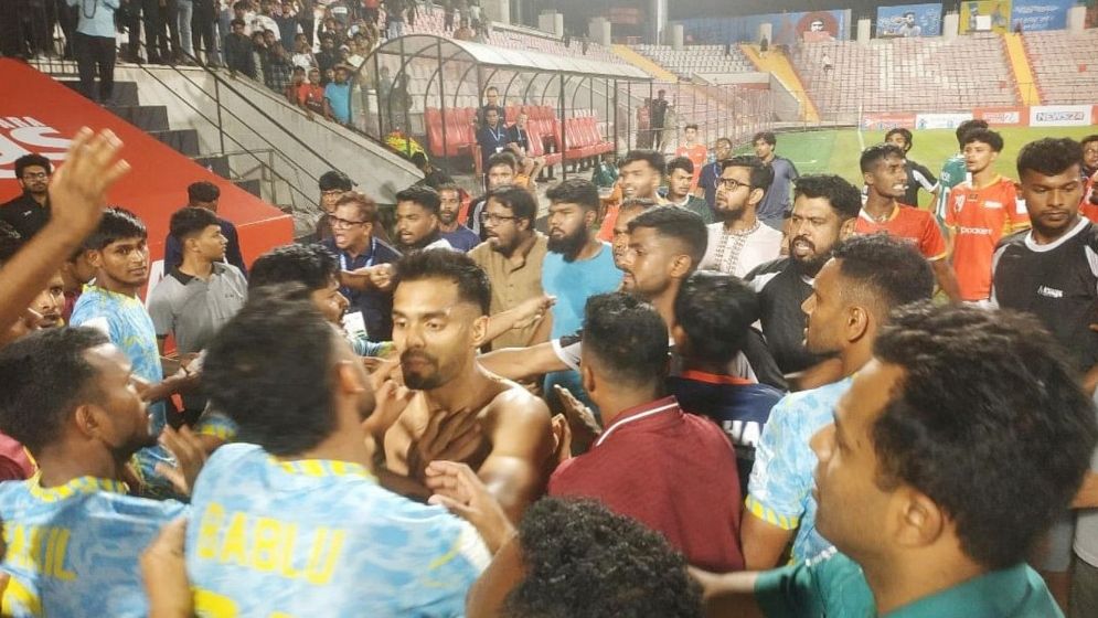 কিংস অ্যারেনা অনিরাপদ, ফিফায় নালিশের হুমকি