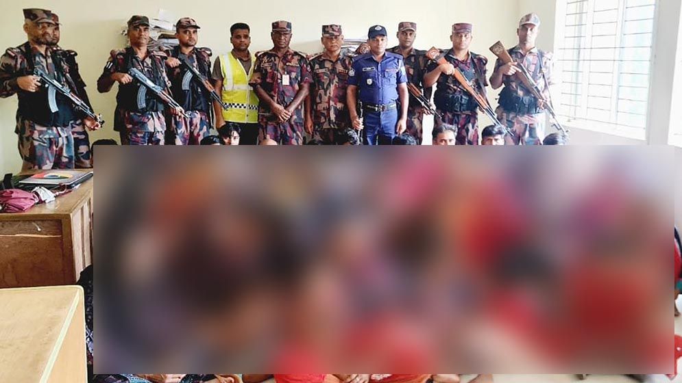 বড়লেখা সীমান্তে আটক ৪৪ জনের মধ্যে বাড়ি ফিরলেন ৩৫ জন