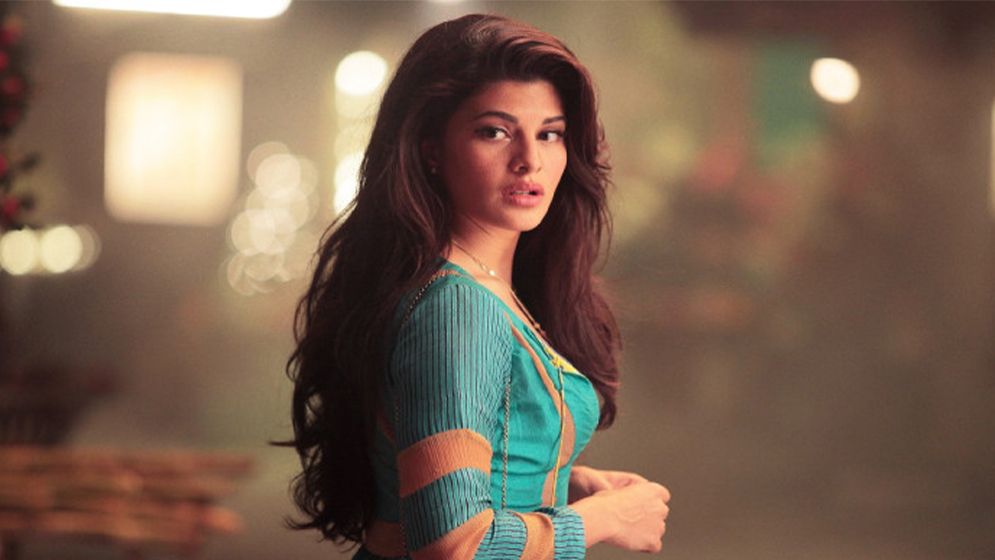ঝড়ের মুখে জ্যাকুলিন