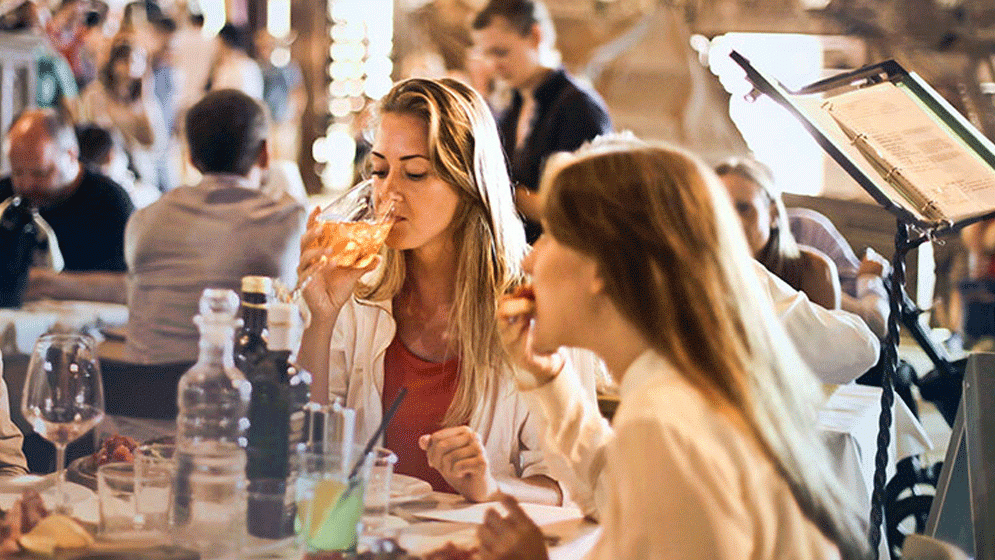 যেসব খাবারে রাতের আরামের ঘুম হারাম