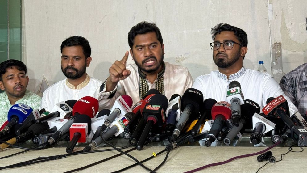 আ.লীগের সম্পদ বাজেয়াপ্ত করে জনকল্যাণে ব্যয় করা উচিত: নুর