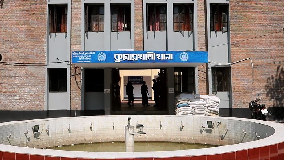 বিশ্ববিদ্যালয়ে চান্স না পেয়ে শিক্ষার্থীর কাণ্ড!