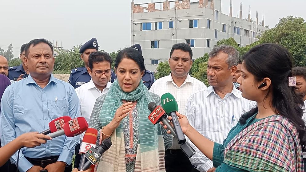 শুভাঢ্যা খাল পুনঃখনন কাজ করবে সেনাবাহিনী: উপদেষ্টা রিজওয়ানা