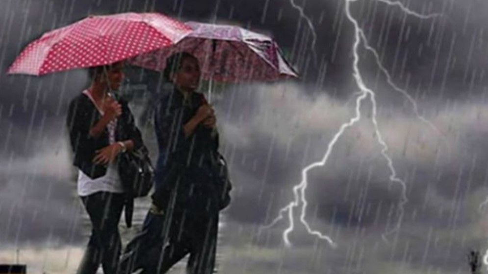সন্ধ্যার মধ্যে ৮ জেলায় ঝড়সহ বজ্রবৃষ্টির শঙ্কা