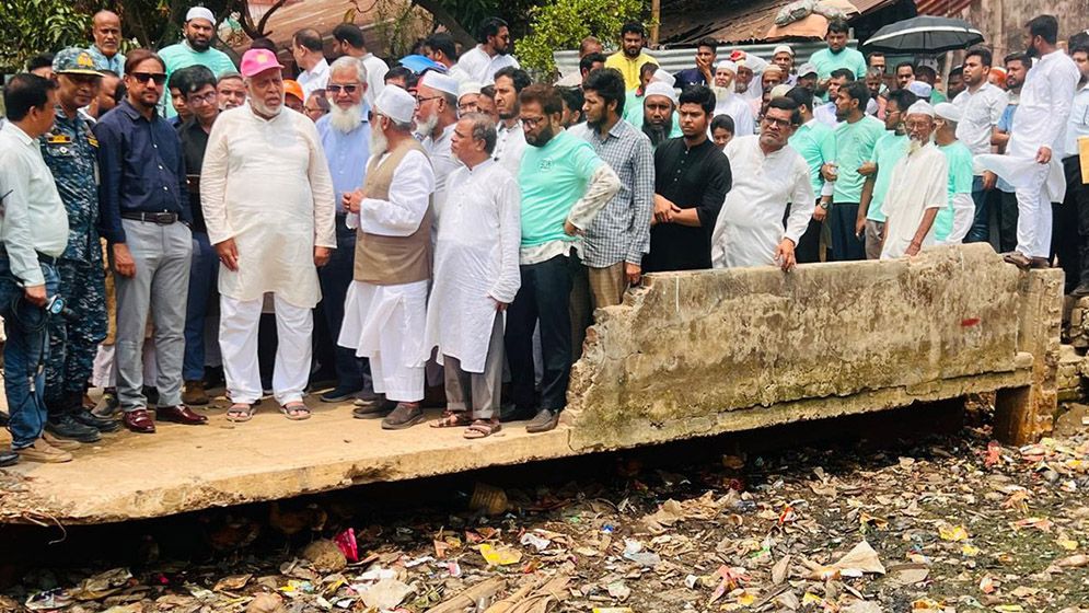 জলাবদ্ধতার জন্য চসিক-চউকের আগের মেয়র-চেয়ারম্যানরাই দায়ী: উপদেষ্টা ফাওজুল