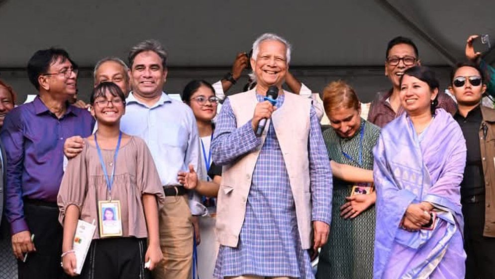 বঅত দিন পর গ্রামত আসিদ্দি, ছোড বেলায় এডেই আছিলাম