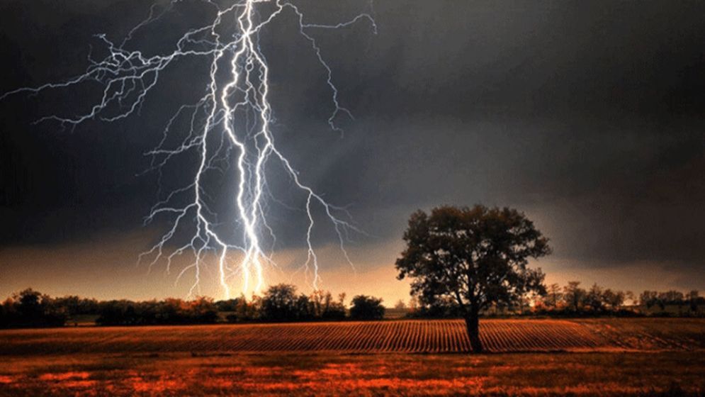 দুপুরের মধ্যে যেসব অঞ্চলে ঝড়সহ বজ্রবৃষ্টি হতে পারে