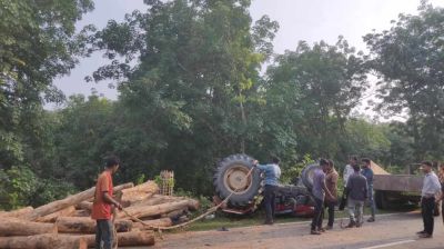 রাঙামাটিতে মালবাহী ট্রাক্টর উলটে প্রাণ গেল ৩ শ্রমিকের