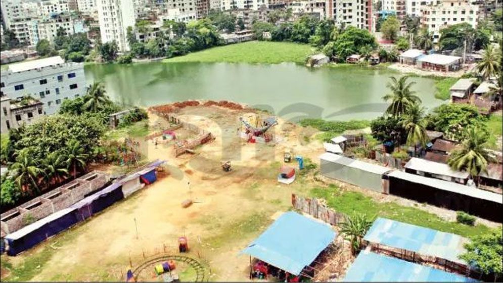 সরকারি জমি বিক্রি করছে দখলদাররা