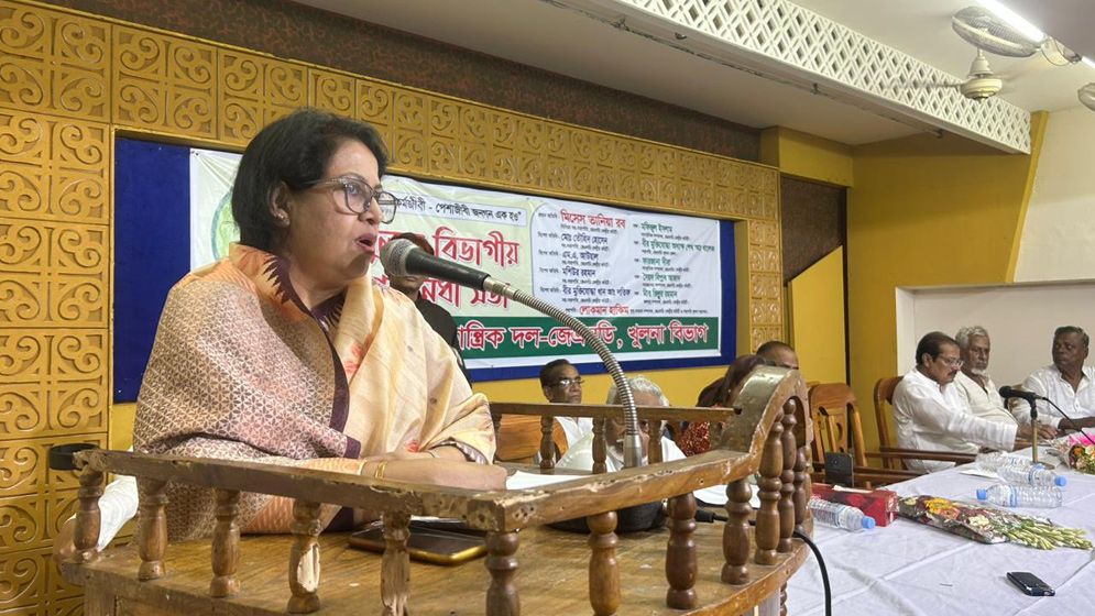 জাতীয় স্বার্থকে প্রাধান্য দিয়েই চুক্তি করতে হবে: তানিয়া রব