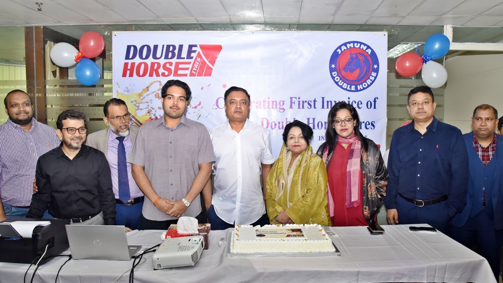দেশে প্রথম রেডিয়াল প্রযুক্তির টায়ার ‘ডাবল হর্স’ বাজারে আনল যমুনা গ্রুপ