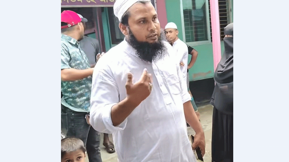 শিশু ধর্ষণ মামলায় মাদ্রাসা অধ্যক্ষ গ্রেফতার