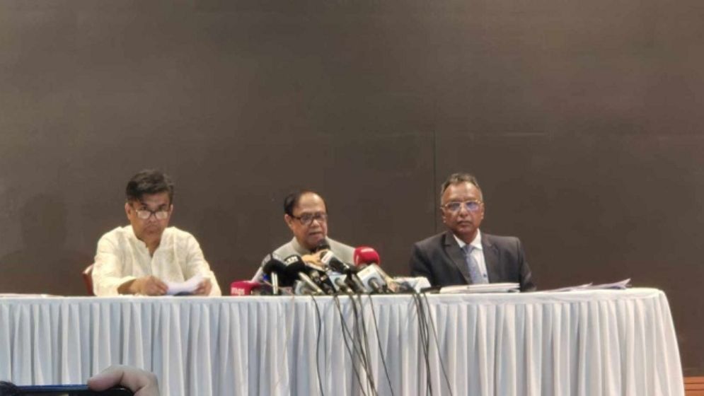 লুটের টাকার আলাদা তহবিল হচ্ছে