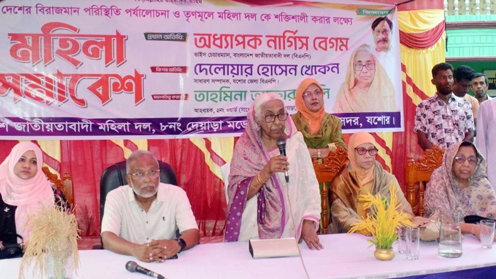 ‘ভোট নিয়ে দেশের মানুষ আর টালবাহানা দেখতে চায় না’