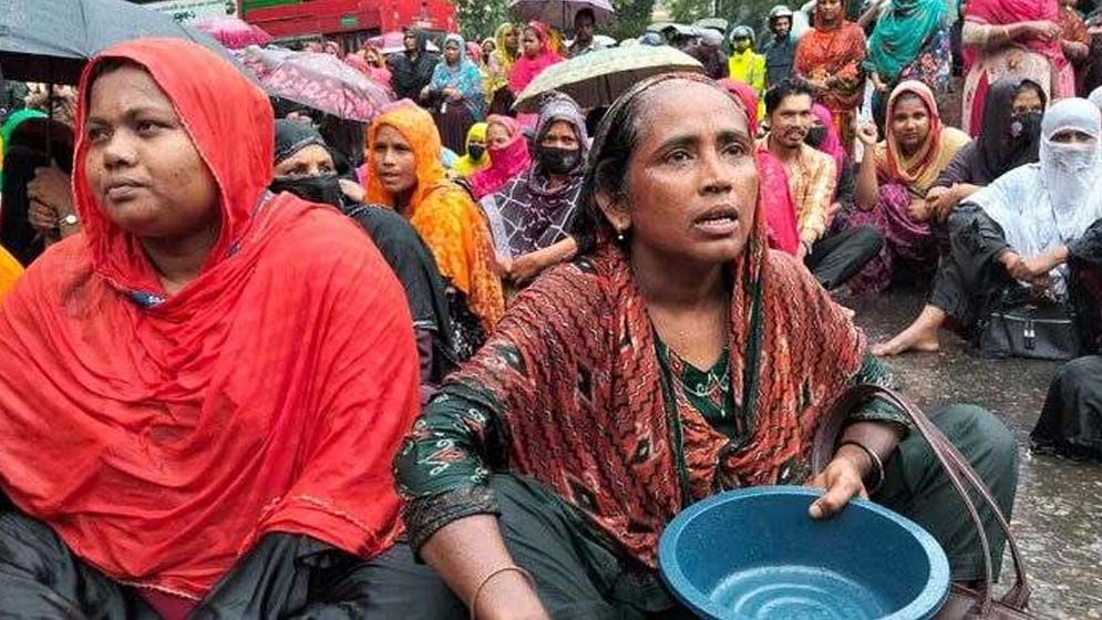 যমুনামুখী মিছিলে বাধা, কাকরাইলে শ্রমিকদের অবস্থান