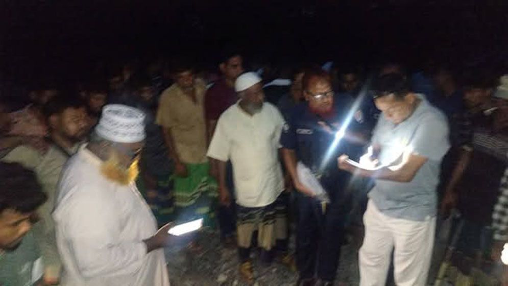 চলন্ত ট্রেন থেকে পড়ে একজনের মৃত্যু
