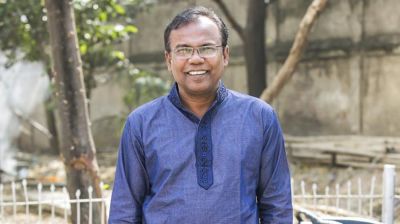 ‘নিজেও বিপদে আছি’, বললেন ‘মুজিব’ সিনেমার খন্দকার মোশতাক