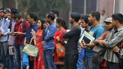 ক্রমেই বাড়ছে বেকারত্বের হার