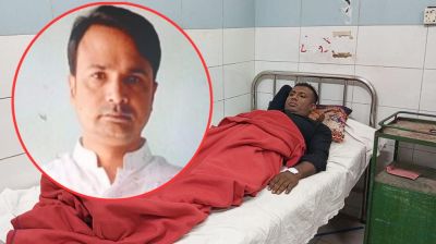 অটোচালককে মারধরের পর থুতু চাটালেন সাবেক ছাত্রদল নেতা
