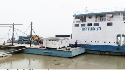 সাড়ে ৫ মাস পর ফেরি চলাচল শুরু চিলমারী-রৌমারীতে