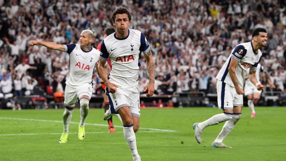 ১৭ বছরের ট্রফিখরা কাটিয়ে টটেনহ্যামের ইউরোপা লিগ জয়