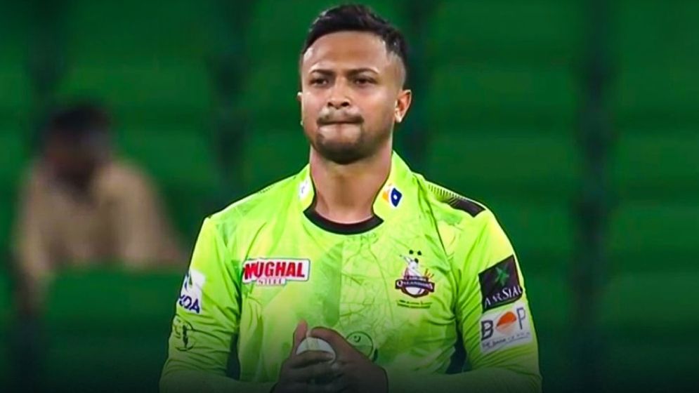 ২৩৫ দিন পর সাকিবের উইকেট, ফাইনালের আশা বেঁচে রইল লাহোরের