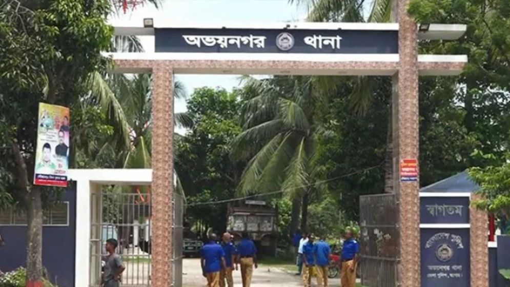 যশোরে কৃষক দলের সভাপতিকে হত্যা, পুলিশ হেফাজতে ৩ জন