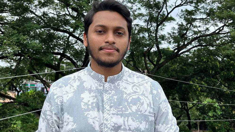 ইসলাম ধর্ম গ্রহণ করলেন জবি শিক্ষার্থী ধ্রুব