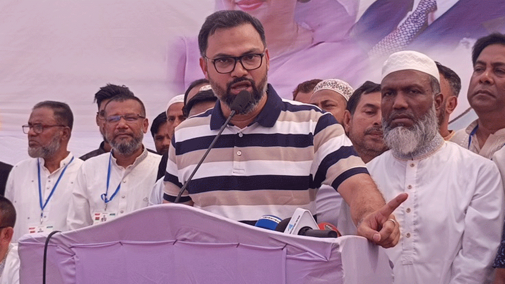 উপদেষ্টারা নির্বাচনের কথা শুনলে ভয় পায়: আমিনুল হক