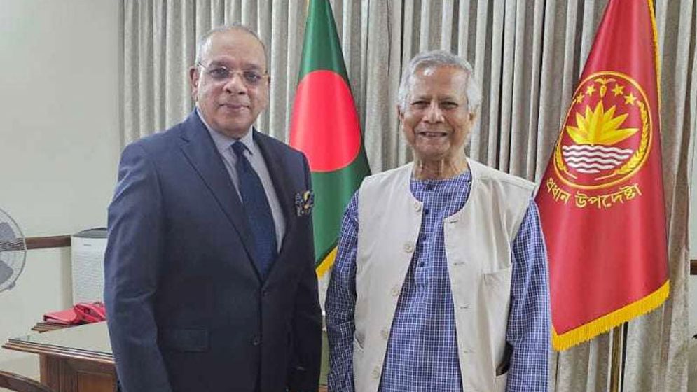 প্রধান উপদেষ্টার সঙ্গে জরুরি বৈঠক প্রধান বিচারপতির