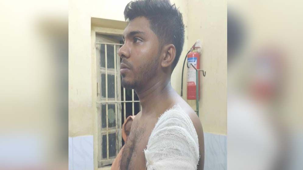 জনপ্রশাসন সংস্কার কমিশন সদস্যের ওপর হামলা, আটক ১