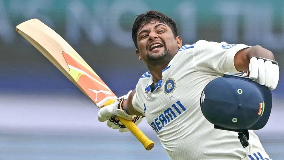 সরফরাজকে দরজা ভাঙার পরামর্শ দিলেন গাভাস্কার