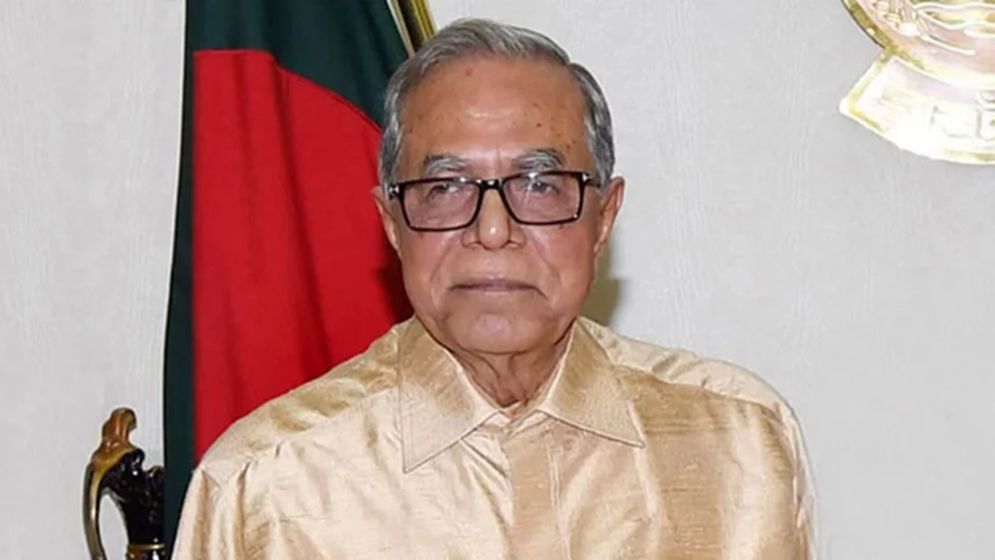 এসবিপ্রধানের সিদ্ধান্ত বাস্তবায়ন করেন কর্মকর্তারা