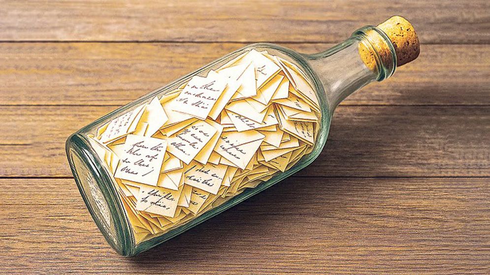 ৬৬ বছরের পুরোনো প্রেমপত্র খুঁজে পেল দুই কিশোর