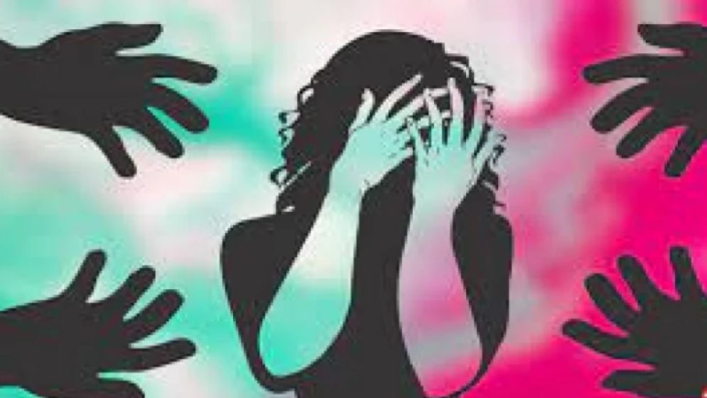 রক্ষক যখন ভক্ষক : সাঁতারে যৌন হয়রানি