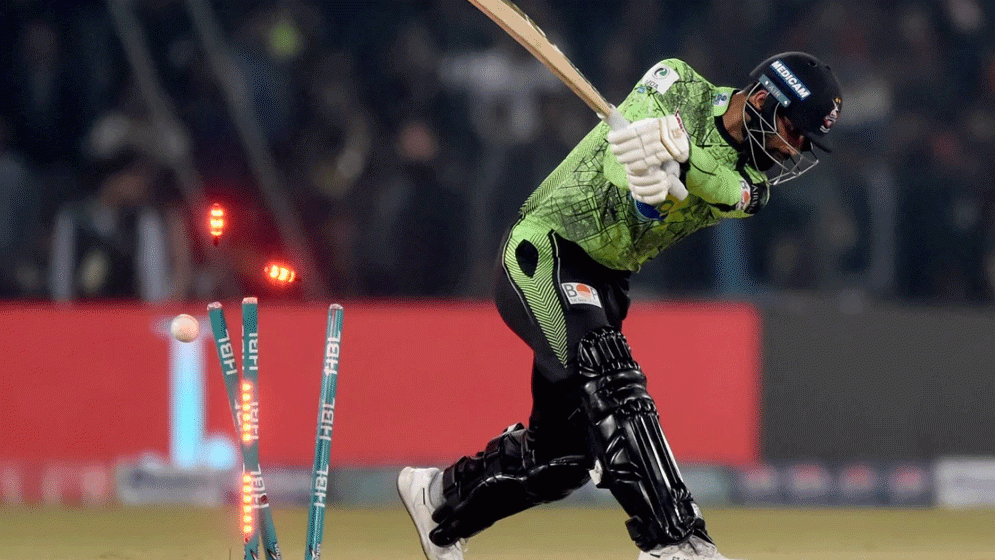 মেহেদির পর শরিফুলের আঘাত, ৫ রানে সাজঘরে দুই ওপেনার