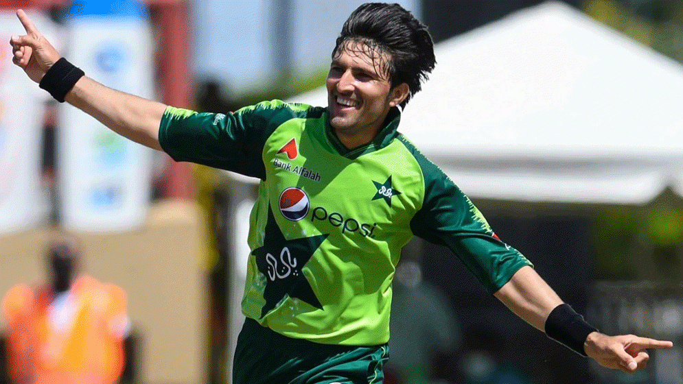 বাংলাদেশ সিরিজ থেকে ছিটকে গেলেন ওয়াসিম