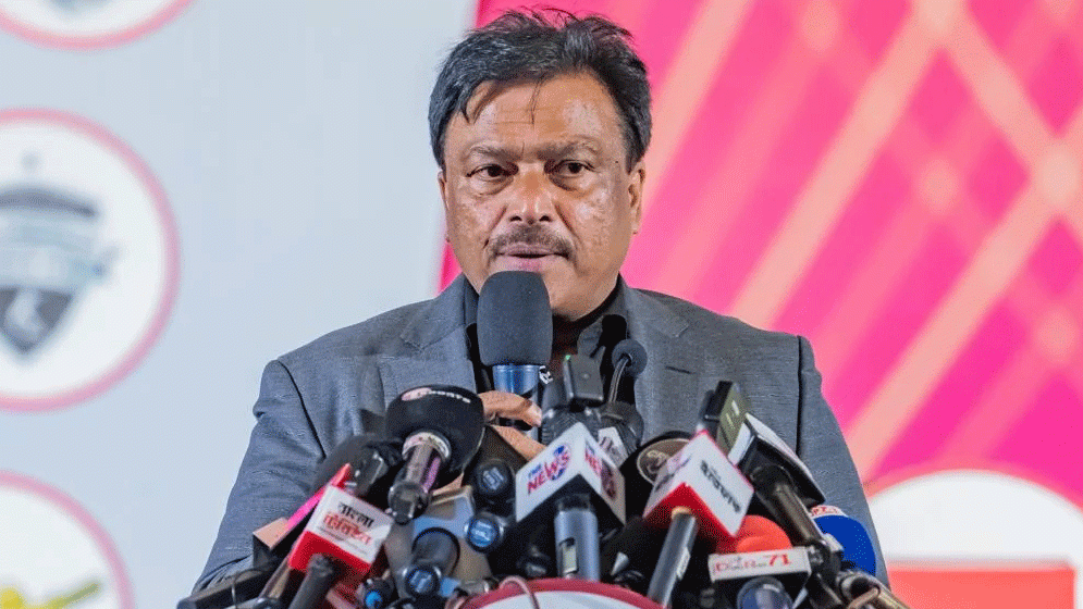 চেয়ার ধরে রাখতে প্রয়োজনে আদালতে যাবেন ফারুক