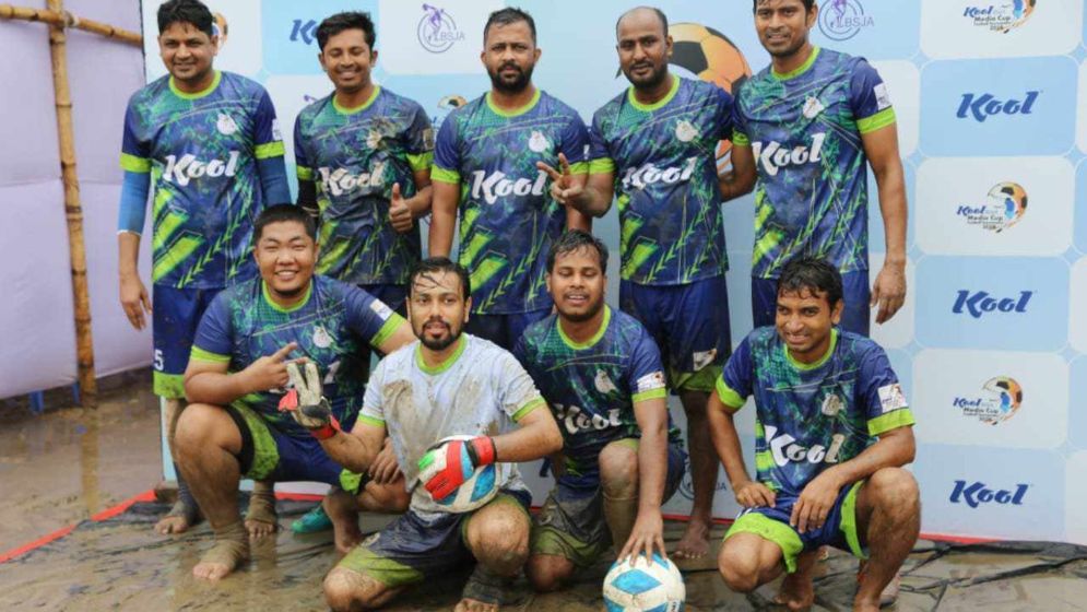 আরটিভিকে উড়িয়ে কোয়ার্টার ফাইনালে যুগান্তর