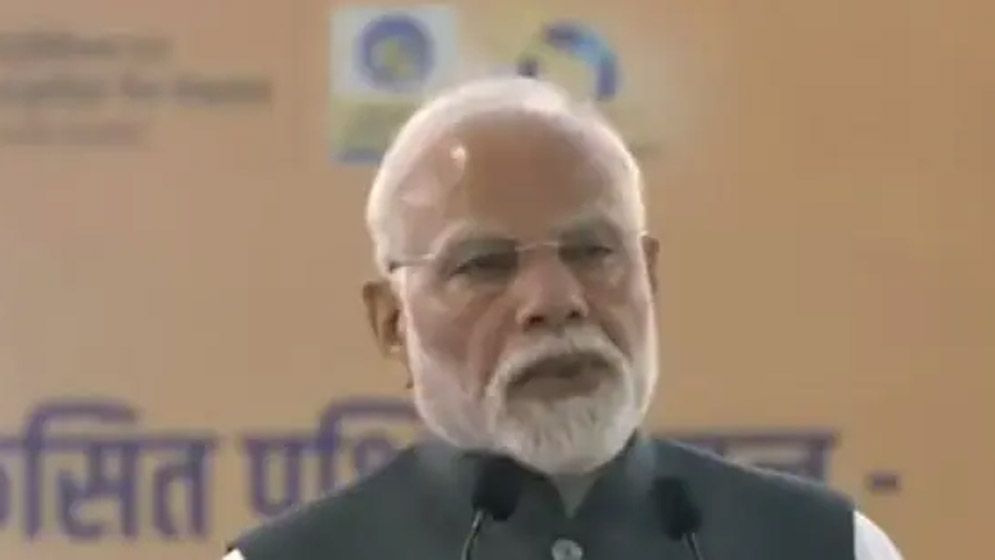 মমতার সরকারকে ‘নির্মম’ বললেন নরেন্দ্র মোদি