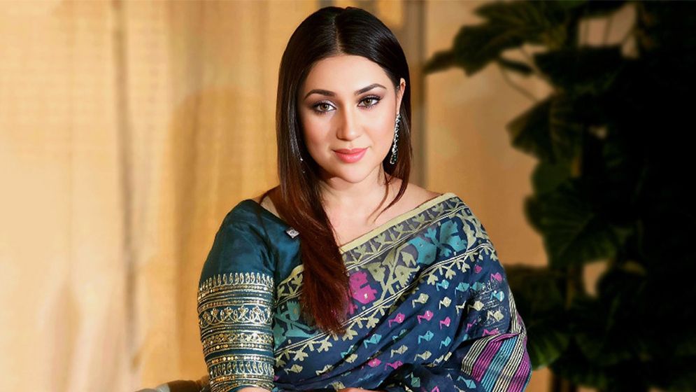 ধর্ম পরিবর্তন নিয়ে মিথ্যা বলেছিলেন অপু বিশ্বাস!