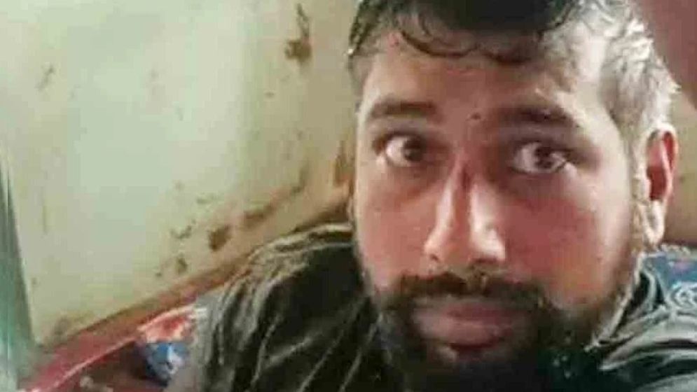 প্রেমিকাকে ছুরিকাঘাতের পর আত্মহত্যার চেষ্টা সাবেক ছাত্রলীগ নেতার