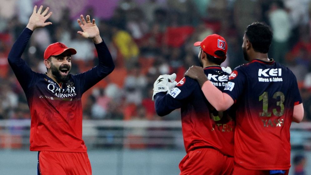 পাঞ্জাবকে উড়িয়ে ৯ বছর পর আইপিএল ফাইনালে বেঙ্গালুরু