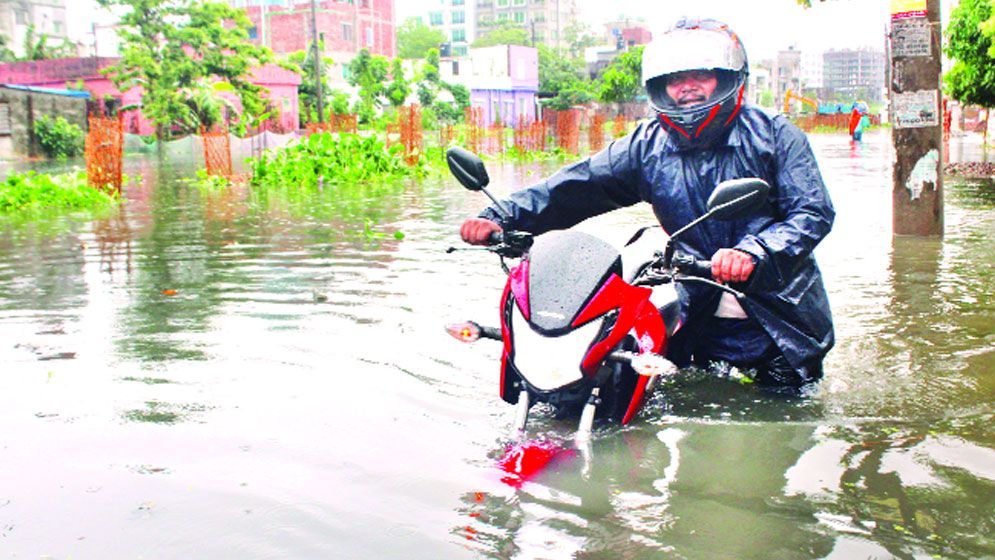 খাল পুনরুদ্ধারের বিকল্প নেই
