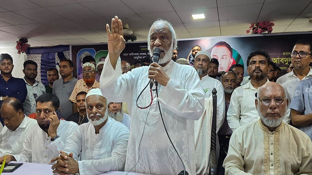 বিএনপি নির্বাচন চায় কেন, জানালেন মঈন খান