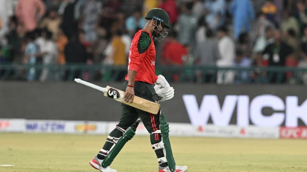 এক ম্যাচ বাকি থাকতেই সিরিজ হারল বাংলাদেশ