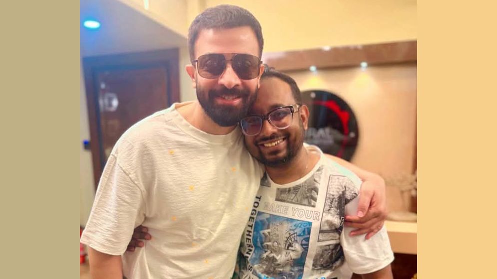 ‘তাণ্ডব’ নিয়ে গুঞ্জন, শাকিবকে পাশে নিয়ে রাফীর স্পষ্ট বার্তা