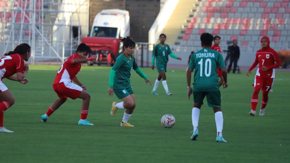 ইন্দোনেশিয়াকে রুখে দিয়েছে বাংলাদেশের মেয়েরা