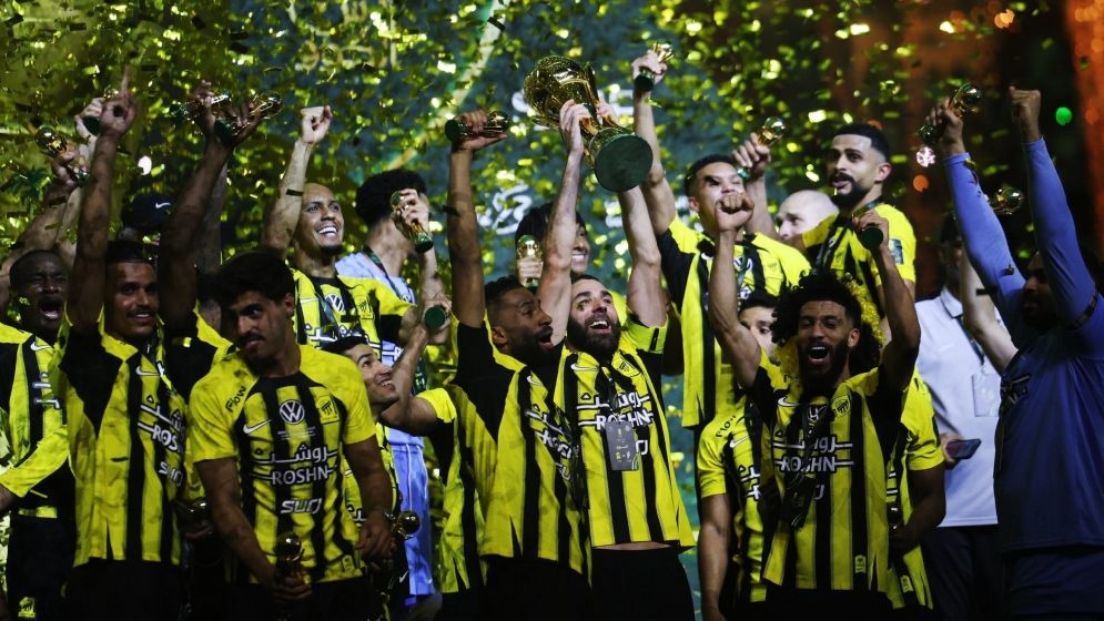 সৌদি আরবে বেনজেমার ‘ডাবল’ জয়ের উচ্ছ্বাস